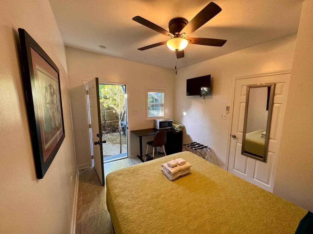 Magazine View Suite - Bedroom
